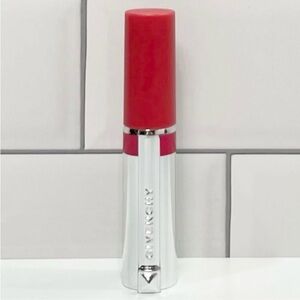 Givenchy 202 Rose Flanelle Liquid Lipstick